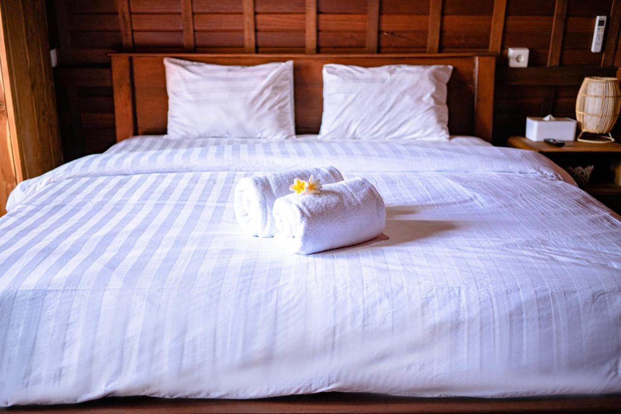 The Joglo Tegeh Buhu Hotell Jimbaran Exteriör bild